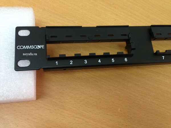 Patch Panel 24 Commscope cat5e, Patch Panel 24 Cổng Cat5e 